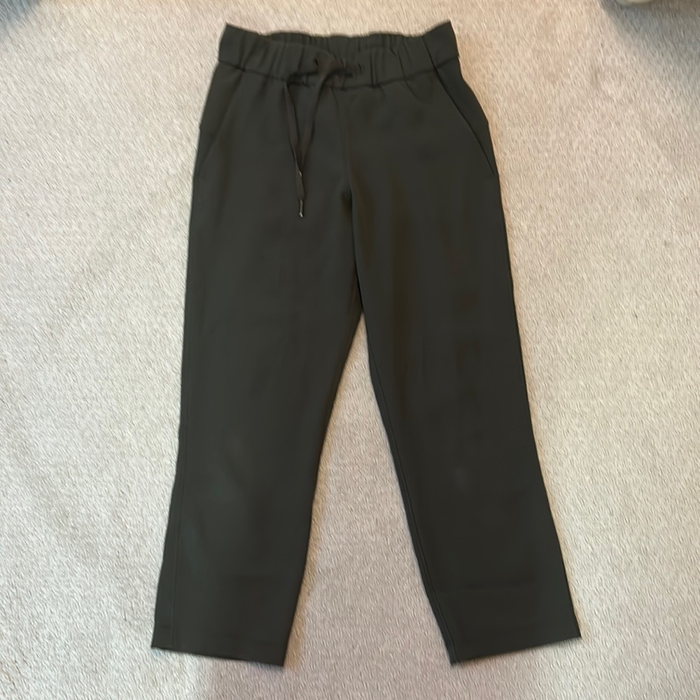 Lululemon Stretch Cropped Pants